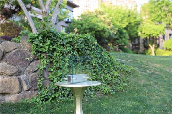 Настолна био камина от стъкло и стомана